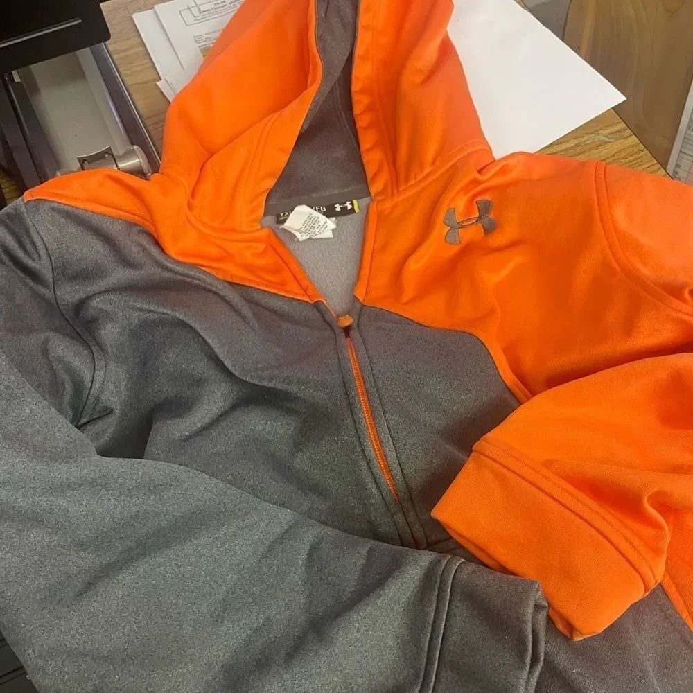 Under Armour Two-Tone Orange and Gray Jacket YXL excellent condition